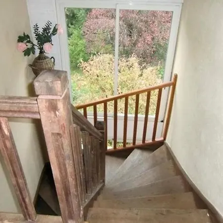 Maison Dans Village Avec Piscine Semesterbostad Le Rouget
